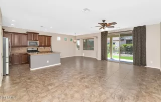 Photo #5: 6700462 Listing