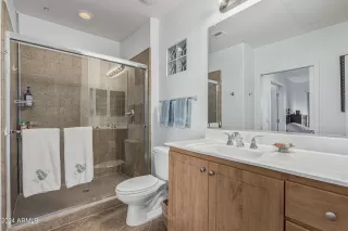 Photo #6: 6700706 Listing