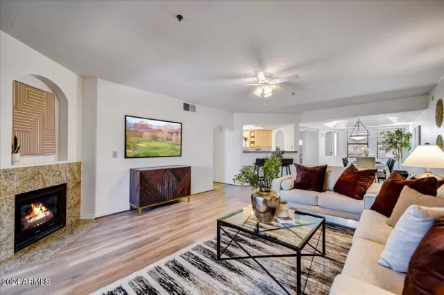 MLS: 6700750 Condo For Sale