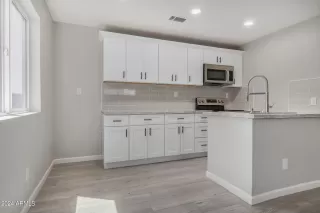 Photo #1: 6700835 Listing 