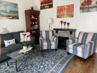 Photo #6: 6700846 Listing