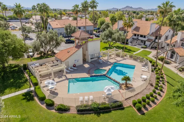 MLS: 6700949 Condo For Sale