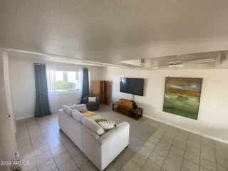 Photo #1: 6701031 Listing