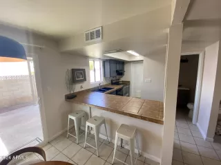 Photo #3: 6701031 Listing