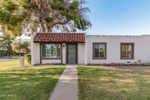 MLS: 6701146 Condo For Sale