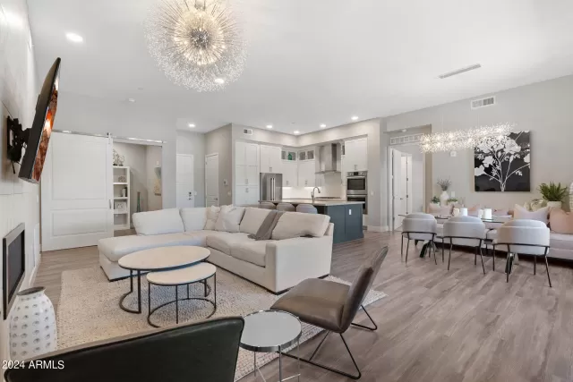 MLS: 6701158 Condo For Sale