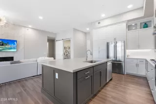 Photo #6: 6701158 Listing 