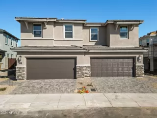 Photo #1: 6701301 Listing