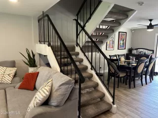 Photo #2: 6701442 Listing