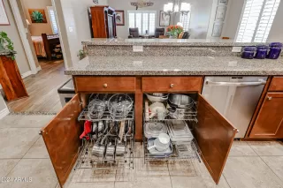 Photo #2: 6701686 Listing