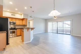 Photo #1: 6702017 Listing