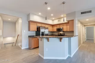 Photo #3: 6702017 Listing