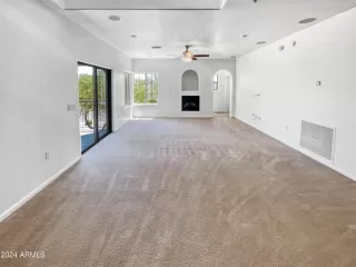 Photo #3: 6702219 Listing