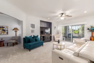 Photo #2: 6702389 Listing