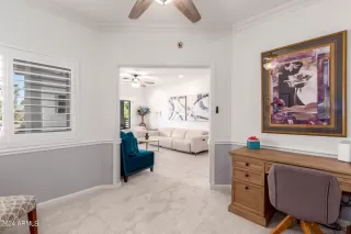 Photo #6: 6702389 Listing