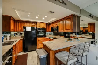 Photo #1: 6702429 Listing