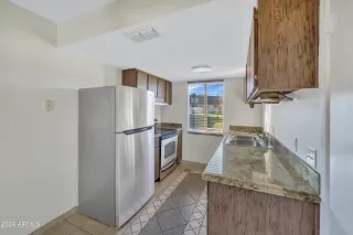 Photo #4: 6702440 Listing 