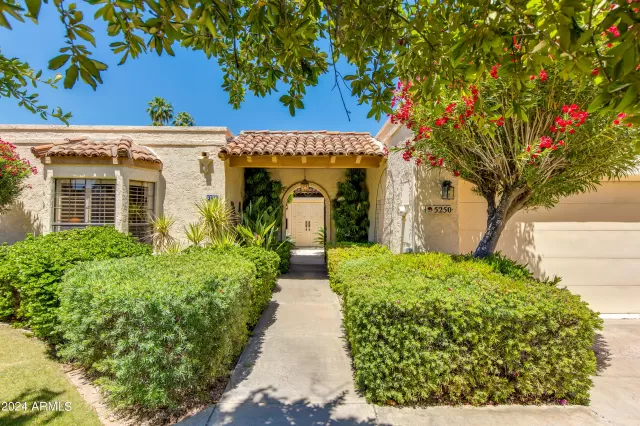 MLS: 6702530 Condo For Sale