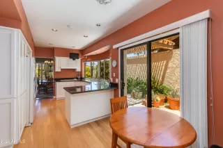 Photo #4: 6702530 Listing