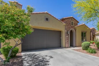 Photo #2: 6702537 Listing 