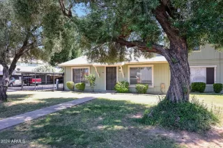 Photo #2: 6702558 Listing