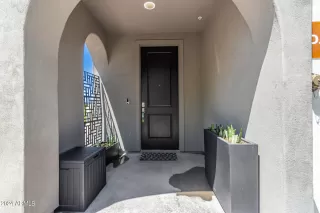 Photo #3: 6702633 Listing