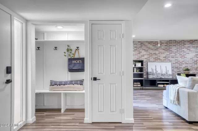 MLS: 6702950 Condo For Sale