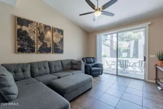 Photo #2: 6702988 Listing