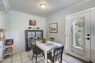 Photo #6: 6703077 Listing 