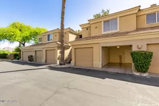 Photo #3: 6703106 Listing