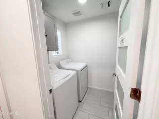 Photo #4: 6703118 Listing