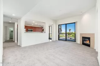 Photo #2: 6703158 Listing