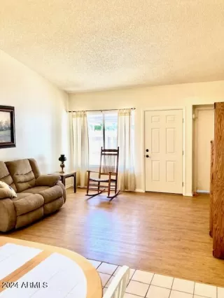 Photo #5: 6703174 Listing 