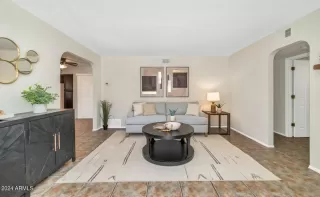 Photo #2: 6703228 Listing