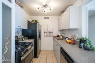 Photo #5: 6703229 Listing 