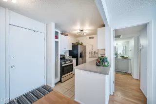 Photo #6: 6703229 Listing 