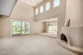 Photo #6: 6703278 Listing