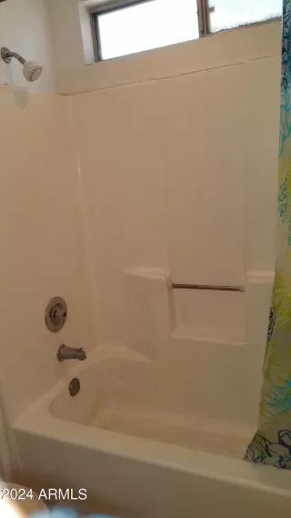 Photo #6: 6703388 Listing 