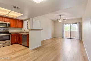 Photo #2: 6703597 Listing