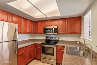 Photo #3: 6703597 Listing