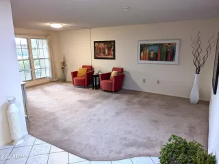 Photo #3: 6703603 Listing