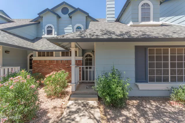 MLS: 6703678 Condo For Sale