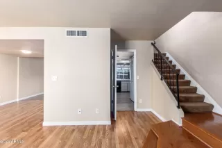 Photo #4: 6703746 Listing 