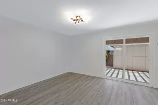 Photo #6: 6703912 Listing 