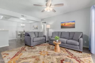 Photo #4: 6704284 Listing 