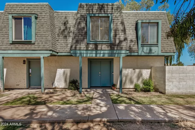 MLS: 6704349 Condo For Sale