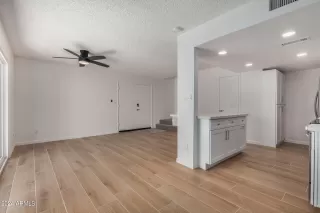 Photo #4: 6704349 Listing 