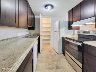 Photo #1: 6704435 Listing 