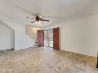 Photo #5: 6704435 Listing 