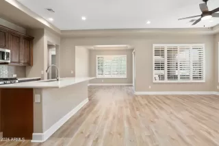 Photo #5: 6704496 Listing 
